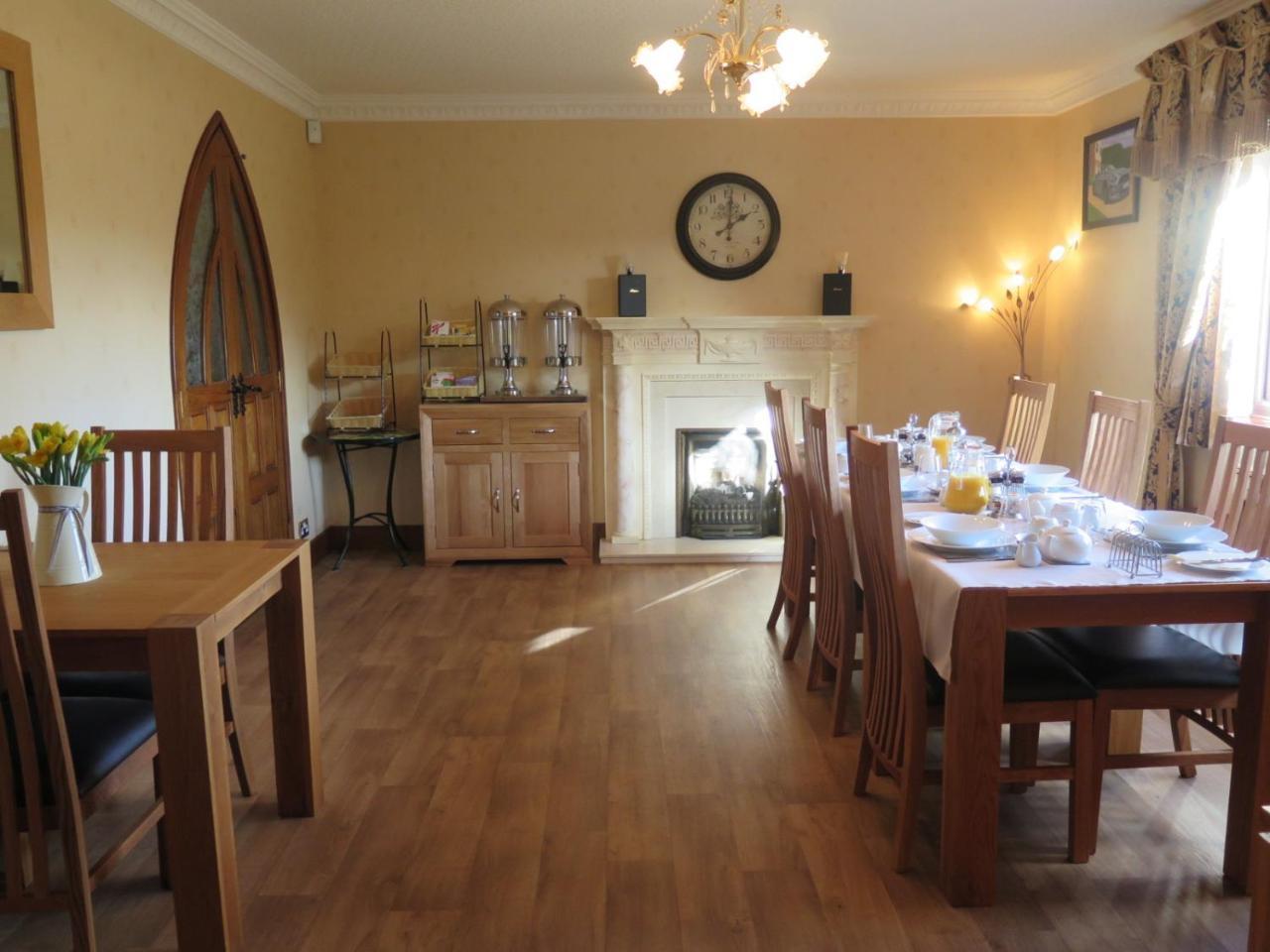 Swallowdale Spa B&B Bed & Breakfast 4*