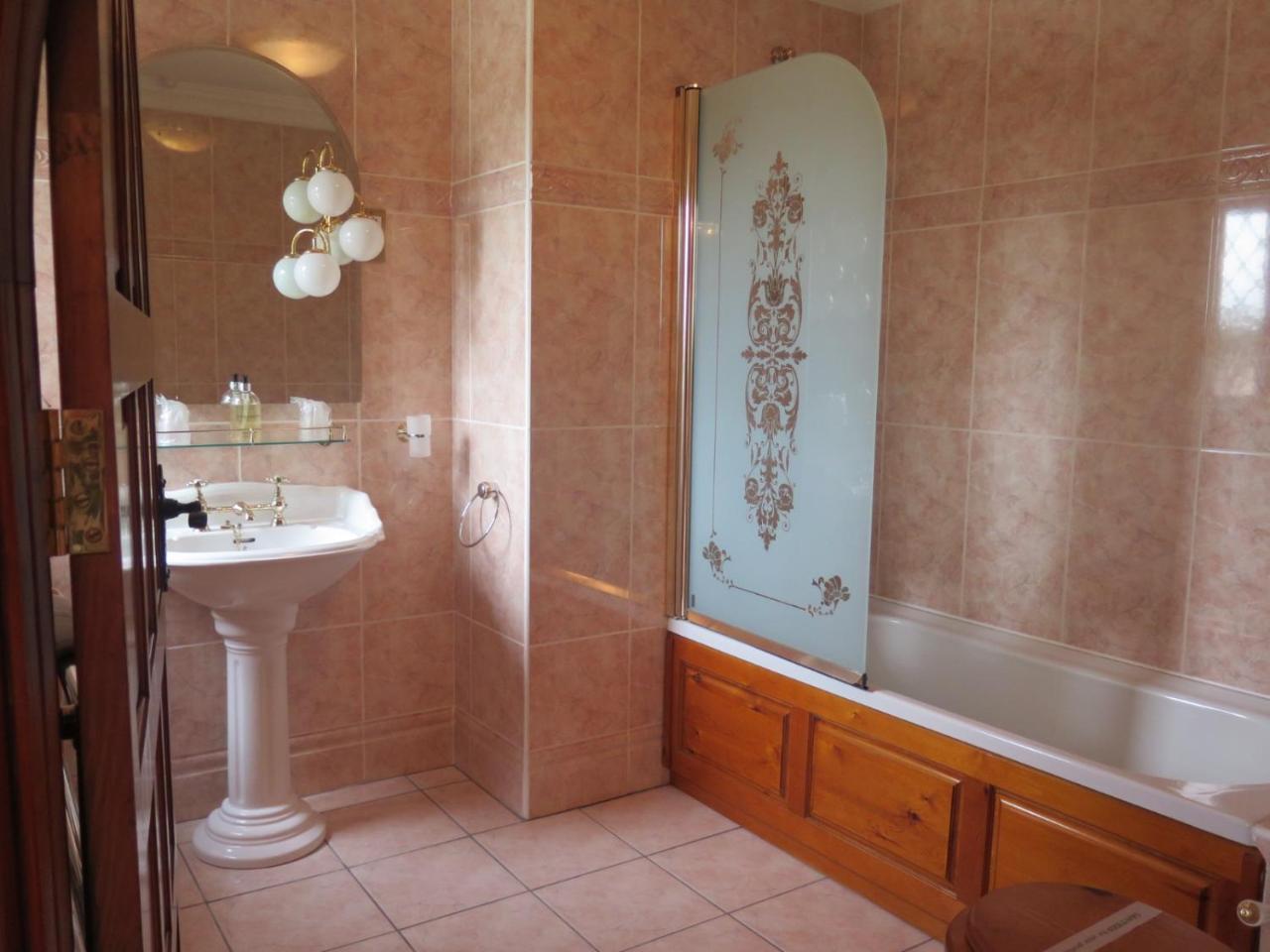 Swallowdale Spa B&B Norwich