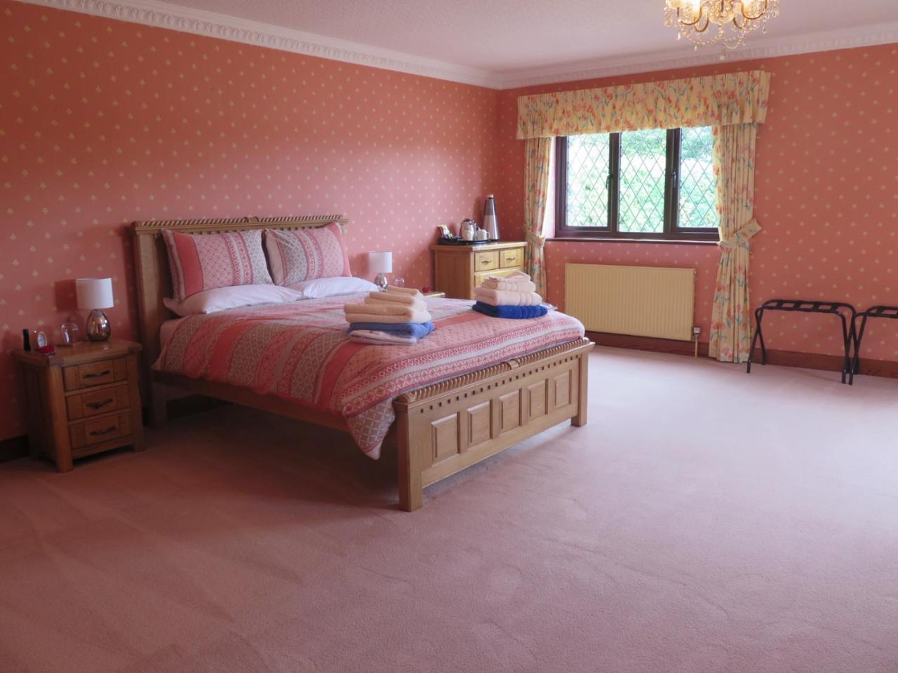 Bed & Breakfast Swallowdale Spa B&B